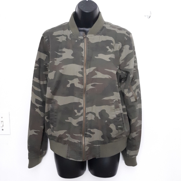 New Look Jackets & Blazers - New Look camo jacket
